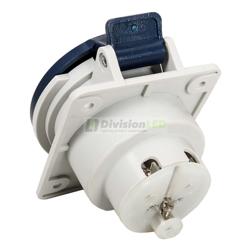 FAMATEL 23233 Base inclinada 10° 2P+T 32A 230V IP44 80x95