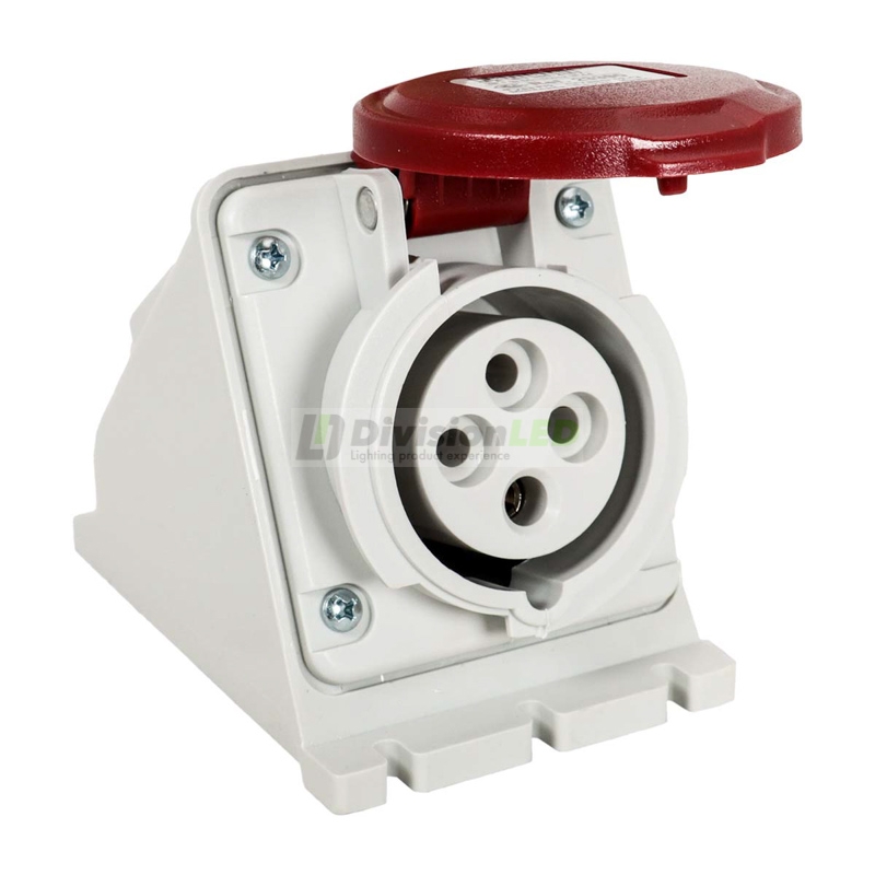 FAMATEL 23390 Base pared 3P+T 16A 400V IP44