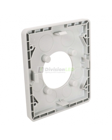 FAMATEL 3905 Placa adapta toma cuadro 50x50 BOLSA 6 Uds