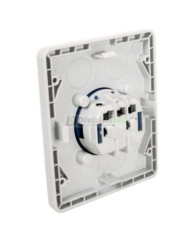 FAMATEL 3915 Placa con toma Schuko IP54