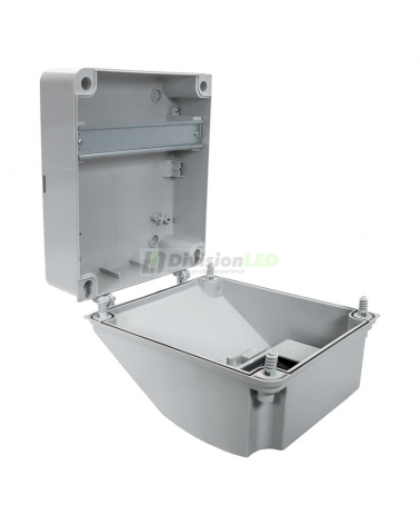 FAMATEL 3957 Caja ciega 9 modulos 245x205x150 IP65