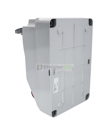 FAMATEL 3958.1 Caja 9 modulos con tomas: 2 Schuko + 1 3P+T 16A + 1 3P+T 32A IP44