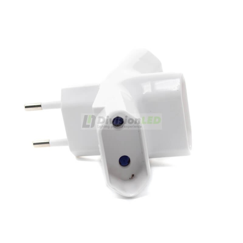 Adaptador bipolar 3 tomas 10A - ¡descúbrelo en 360°! - DivisionLED