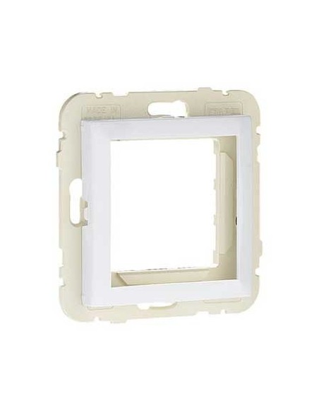 Tapa adaptador universal Q45 90881 TBR EFAPEL blanco