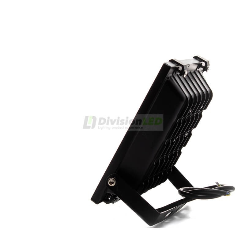 Proyector LED RGB 20W ¡EN OFERTA! ¡descúbrelo en 360°!