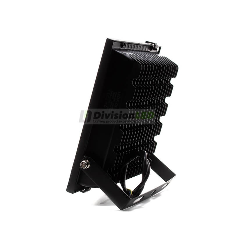 Proyector LED RGB 50W - ¡descúbrelo en 360°! - DivisionLED