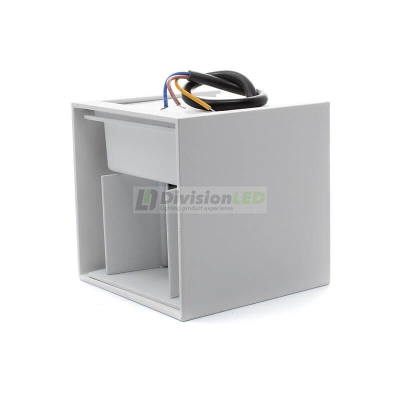 Aplique de pared LED cubo blanco - ¡descúbrelo en 360°! - DivisionLED