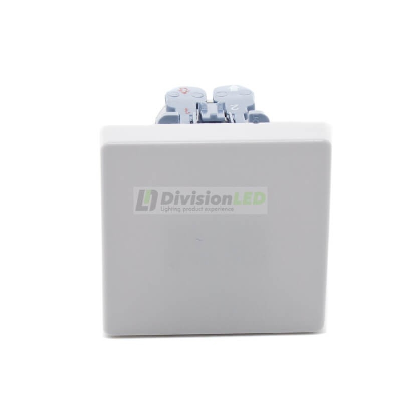 thumbnail image 2 of Simon 27 Play Series Light Switch - 10AX 250V White Electrical Switch With Quick Clamp 2 of 9