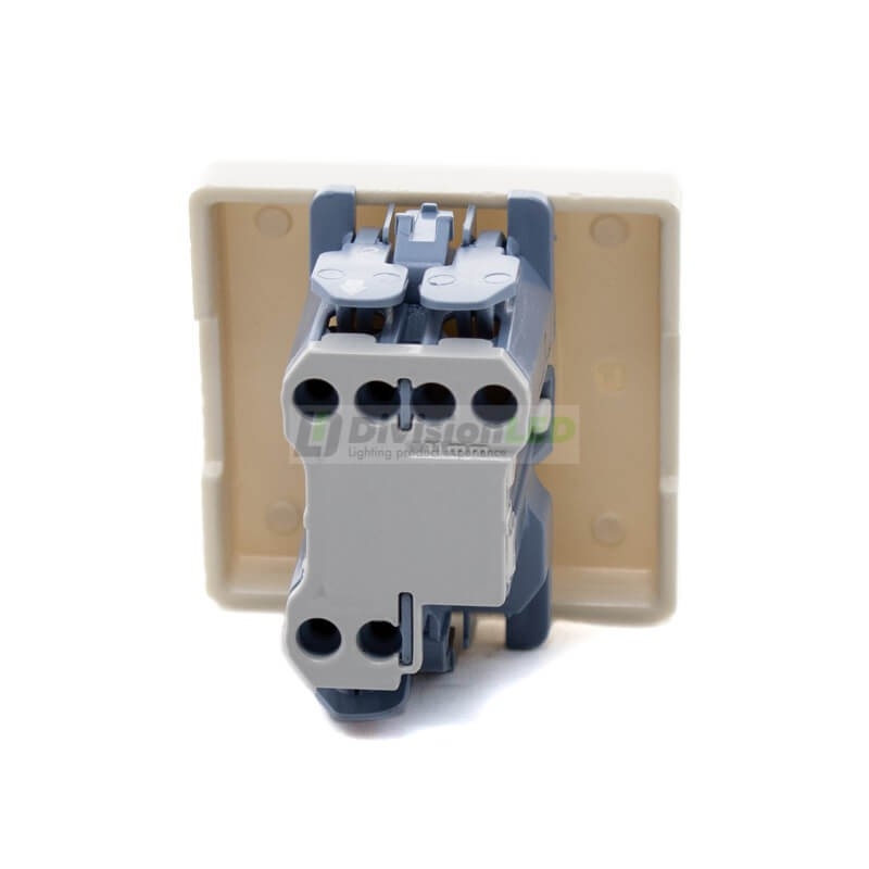 Pulsador grabado campana 10AX 250V Marfil Simon 27150-62