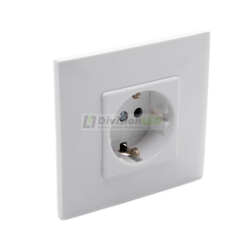 Base enchufe Schuko Monobloc 16A 250V Blanco Simon 2791432-030