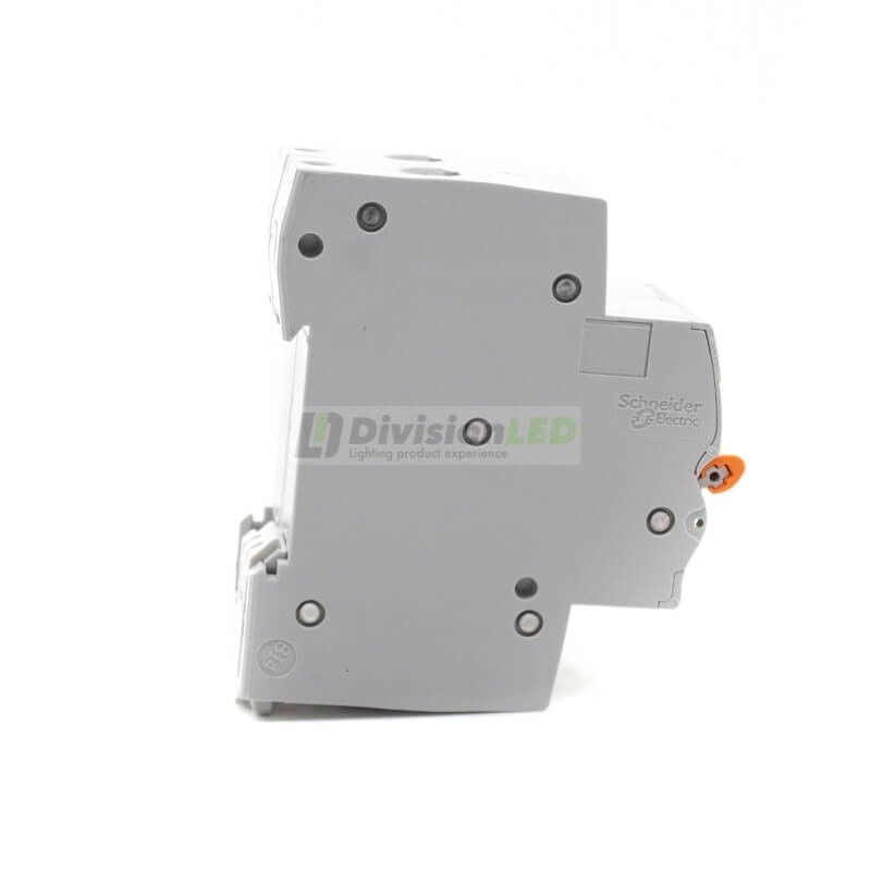 Schneider Domae 12512 Interruptor magnetotérmico 1P+N 32A C 6kA