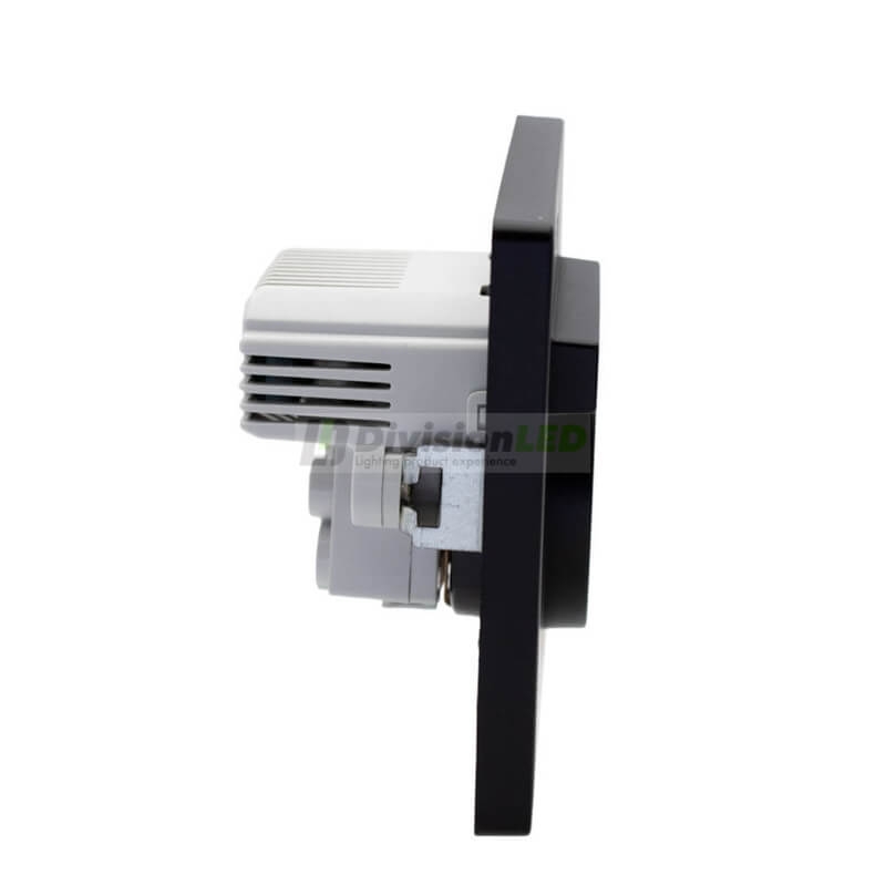 SIMON 27190610-098 Kit monoblock schuko+2 cargadores USB con 1 elemento negro mate SIMON 270