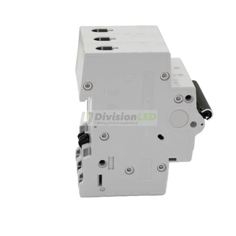 ABB SH203-C40 Interruptor magnetotérmico 3P 40A C 6kA 2CDS213001R0404