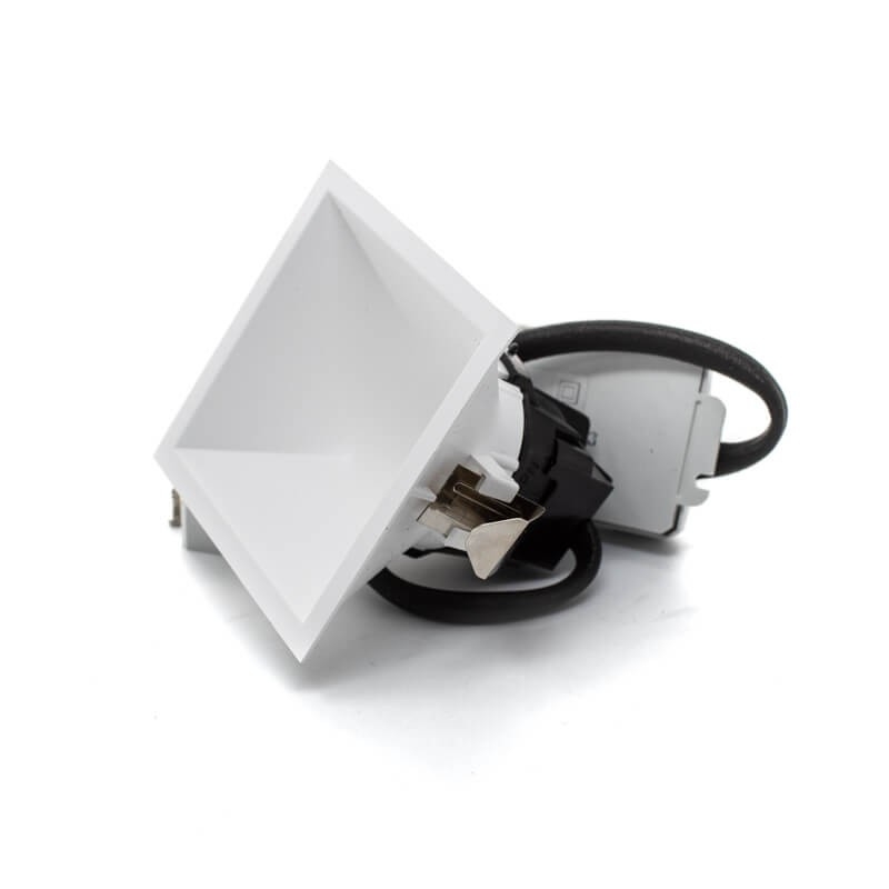 Downlight LED empotrable cuadrado 5.8W - ¡en 360°! - DivisionLED