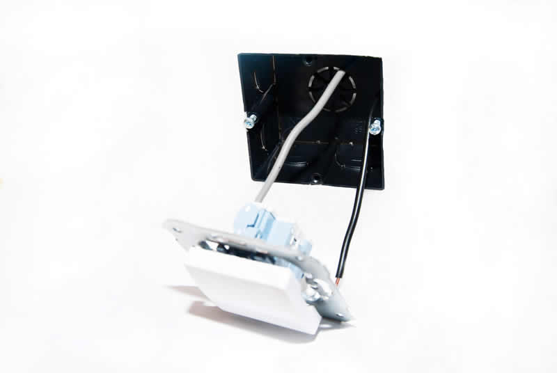 Interruptor_Simple_Paso_02_DivisionLED